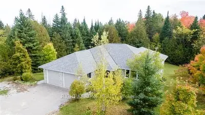 421 St Albans Road, Kawartha Lakes, On K0m 1a0
