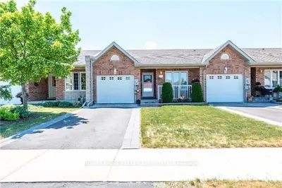 371 Wallace Drive, Kawartha Lakes, On K9v 6k7