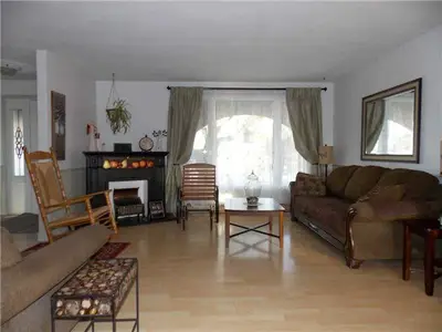 121 Shirley Street N, Out of Area, ON P4R 1C2