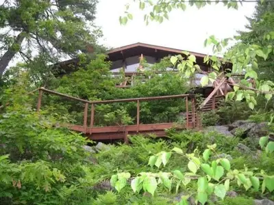 28 A27 Island, The Archipelago, On P0g 1k0