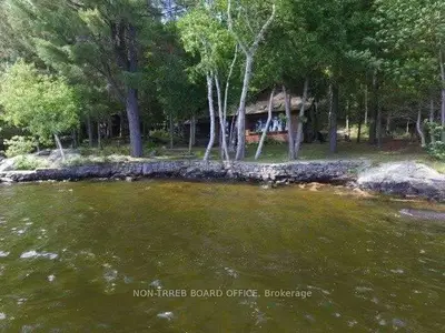 1280 Charlie Thompson Road, Lake Of Bays, On P0a 1h0