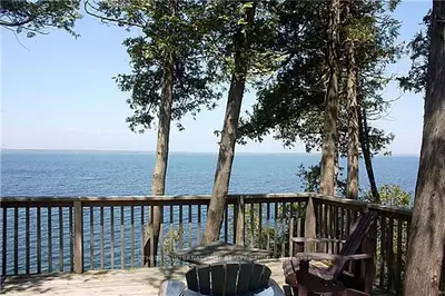 3927 County 13 Road, Prince Edward County, On K0k 2t0