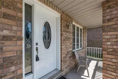 97 LOGAN Court, Barrie, ON L4N 8G7