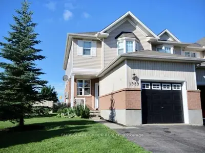Att/Row/Townhouse in Orleans - Cumberland and Area