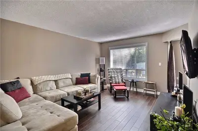 1062 Bridlewood Drive, Out of Area, ON K6V 7E9