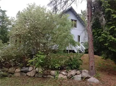 52 Lake Temagami Isld30, Temagami, On P0h 2h0