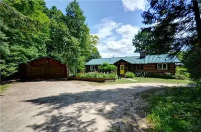 355 East Browns Rd Road, Huntsville, On P1h 0a5