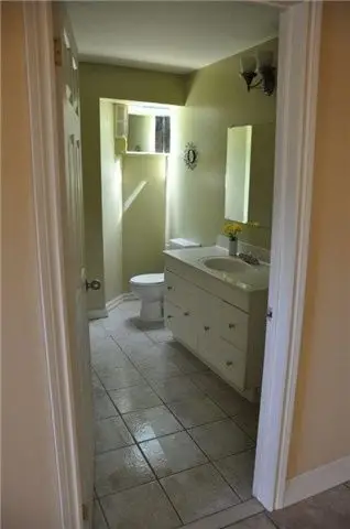 100 Banta Road, Out of Area, ON K0K 3K0