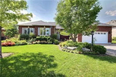 218 Southcrest Drive, Kawartha Lakes, On L0c 1g0