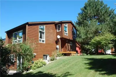 349 Pigeon Creek Road, Kawartha Lakes, On L0b 1k0