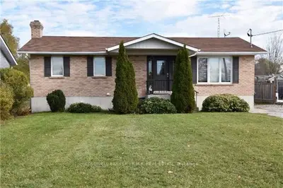 11 Smith Street, Kawartha Lakes, On K0m 2t0