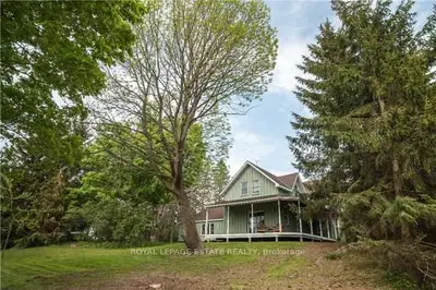 588 Bruce Road 8, South Bruce Peninsula, On N0h 2t0
