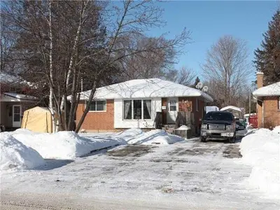 14 Pottinger Street, Kawartha Lakes, On K9v 3x4