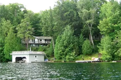 5 Tanglewood Lane, Seguin, On P0b 1j0