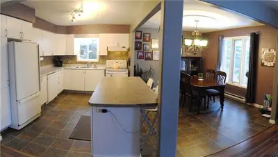 2128 Highgate Road, Out of Area, ON P3B 4G6