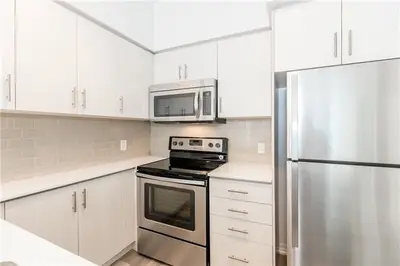 111 WORSLEY Street 501, Barrie, ON L4M 3M3