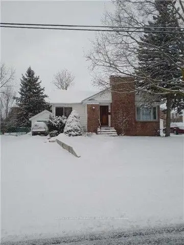 33 Adelaide Side Road S, Kawartha Lakes, On K9v 4j6
