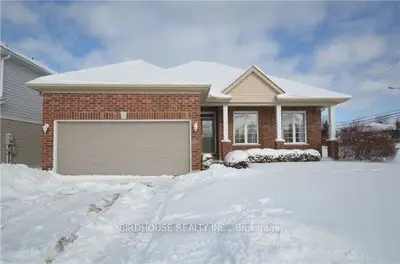 30 Lang Court, Kawartha Lakes, On K9v 6e5