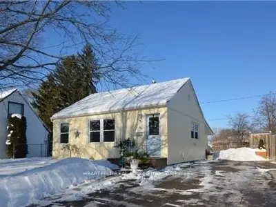 14 Churchill Crescent, Kawartha Lakes, On K9v 3y6