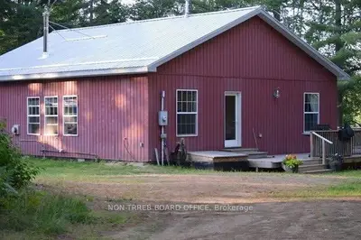1415b North Mckenzie Lake Road, South Algonquin, On K0j 2m0
