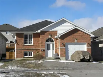 132 Mary Street W, Kawartha Lakes, On K9v 3b1