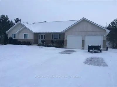 19 Slalom Drive, Kawartha Lakes, On L0a 1a0