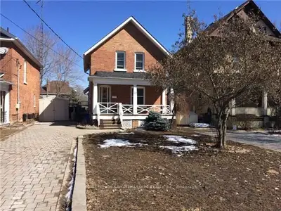 22 St. Lawrence Street, Kawartha Lakes, On K9v 2j9