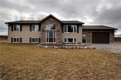 106 Teal Road, Out of Area, ON K8V 0A9
