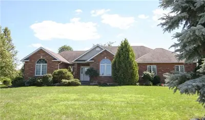 11 Baigent Court, Prince Edward County, On K8n 4z7