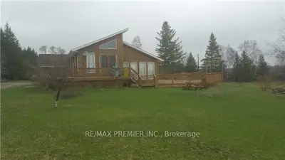 80 Walters Road, Laurentian Valley, On K8a 6w5