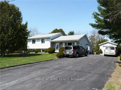 625 Drive In Road, West Nipissing, On P2b 2r1