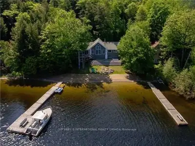 71 B717 Island, Parry Sound, On P2a 1t6