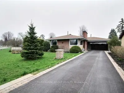 13 Trinity Drive, Bells Corners And South To Fallowfield, On K2h 6h4