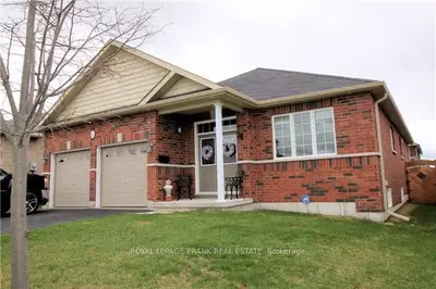 7 Holtom Street, Kawartha Lakes, On K9v 0c3