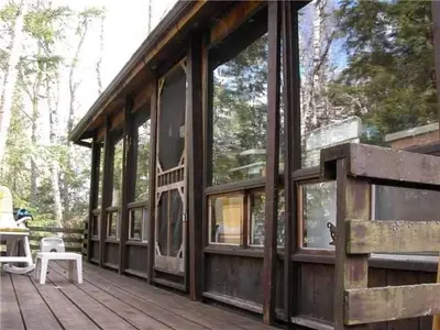 618 Ashby Lake Road, Addington Highlands, On K0h 1l0