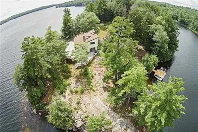 28 Anstruther Island, North Kawartha, On K02 1a0