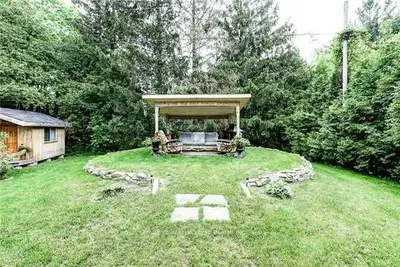 20 Woods Avenue, Kawartha Lakes, On K0l 2w0