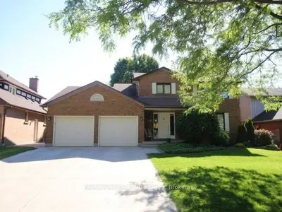 1668 Phillbrook Crescent, London North, On N5x 2z5
