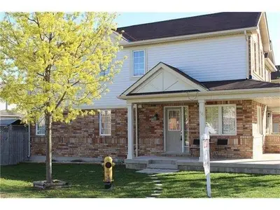 71 Garth Massey Drive 44, Cambridge, ON N1T 2G8