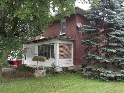 64 St.patrick Street, Kawartha Lakes, On K9v 1r5