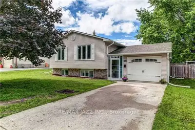 12 Daniel Court, Kawartha Lakes, On K9v 5m3
