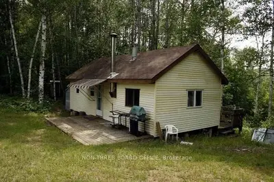 1 Drumm Lake Road, Wollaston, On K0l 1p0