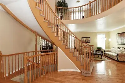 740 Schubert Circle, Orleans - Cumberland and Area, ON K4A 4W3