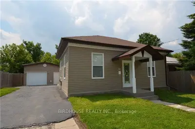 51 Simcoe Street, Kawartha Lakes, On K9v 2g6