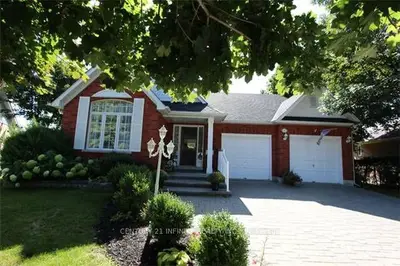 15 Langton Place, Kawartha Lakes, On K9v 6g9