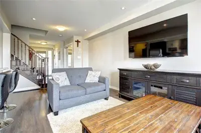 84 Bisset Avenue, Brantford, ON N3T 0N3