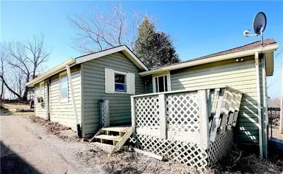 39 Birchcliff Avenue, Kawartha Lakes, On K0m 1l0