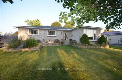2 Birch Court, Kawartha Lakes, On K9v 5k4