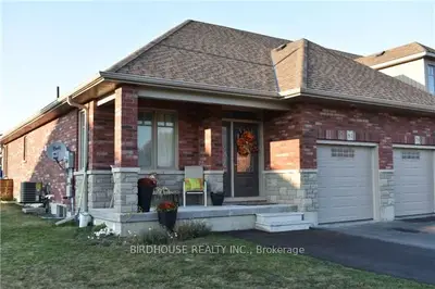 81 Laurent Boulevard, Kawartha Lakes, On K9v 0g9