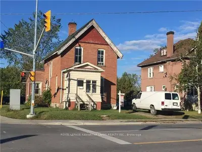 171 Lindsay Street, Kawartha Lakes, On K9v 2m9